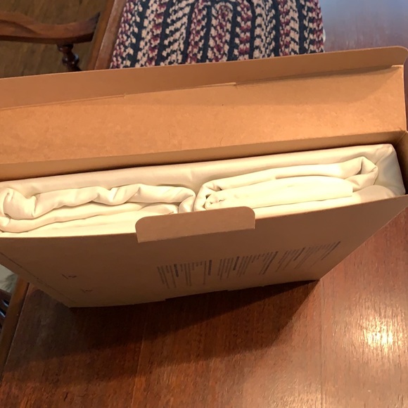 Norwex Bedding Norwex Flat King Sheet 12 X 98 Baclock Nib Poshmark